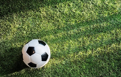 古比斯遭欧冠逆转后士气低迷，哈卡客场表现不俗