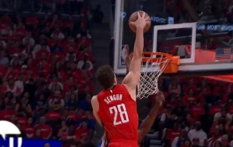 新凯恩本周定下家，曼联切尔西都想3000万拿下！阿莫林还有新目标