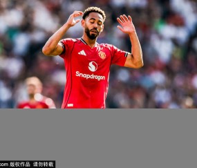 拉门斯：希望帮曼联重回争冠水平，曼联自带的气场就令人震撼