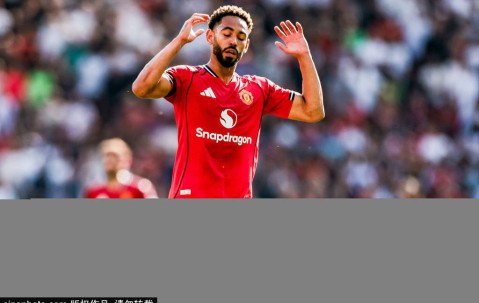 拉门斯：希望帮曼联重回争冠水平，曼联自带的气场就令人震撼